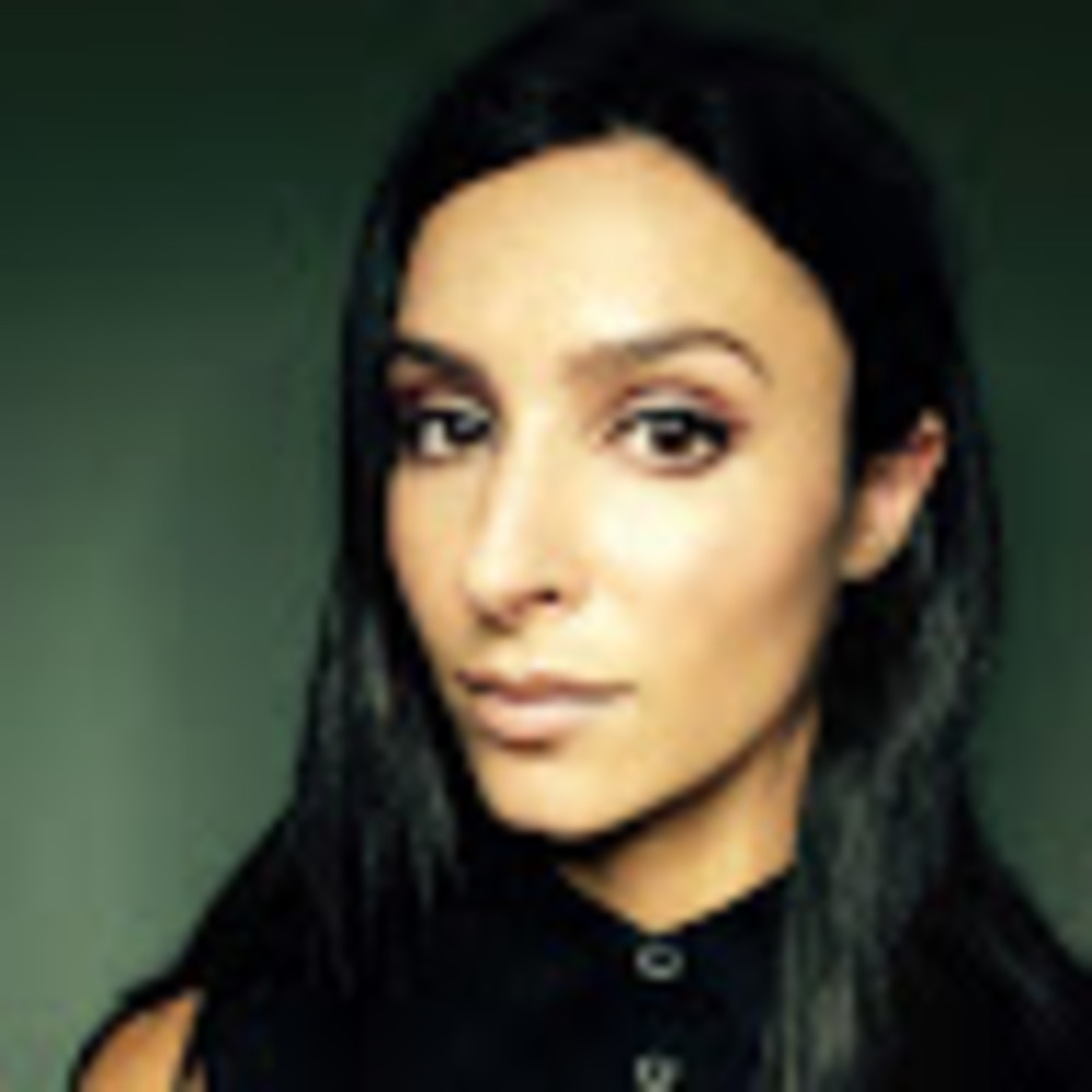 Meet your Posher, Roya